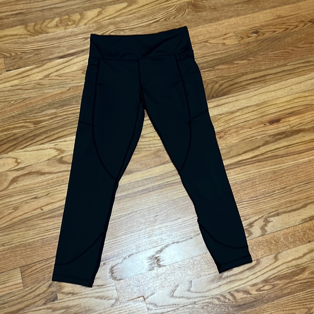 ZYIA black athletic leggings with pockets
